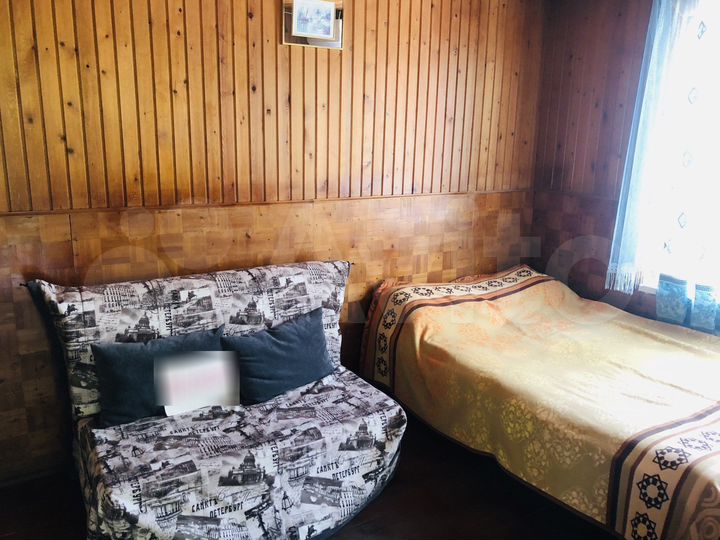 Дом 160 м² на участке 11 сот.