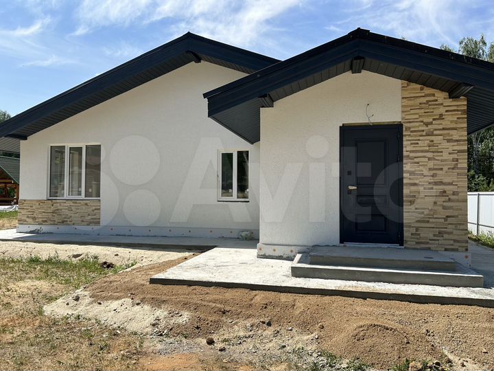 Коттедж 192 м² на участке 17,9 сот.