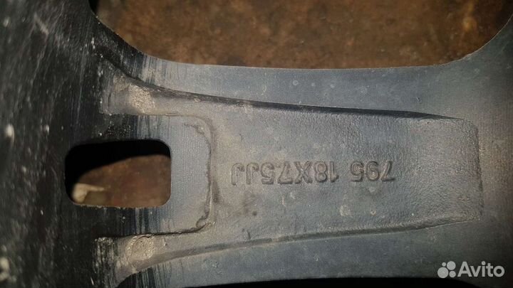 R18 Accelera 651 265/65, PCD 6x139.7 DIA 54