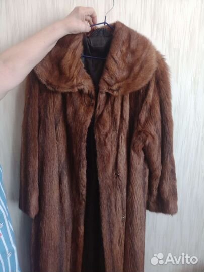 Продам 2 шубы