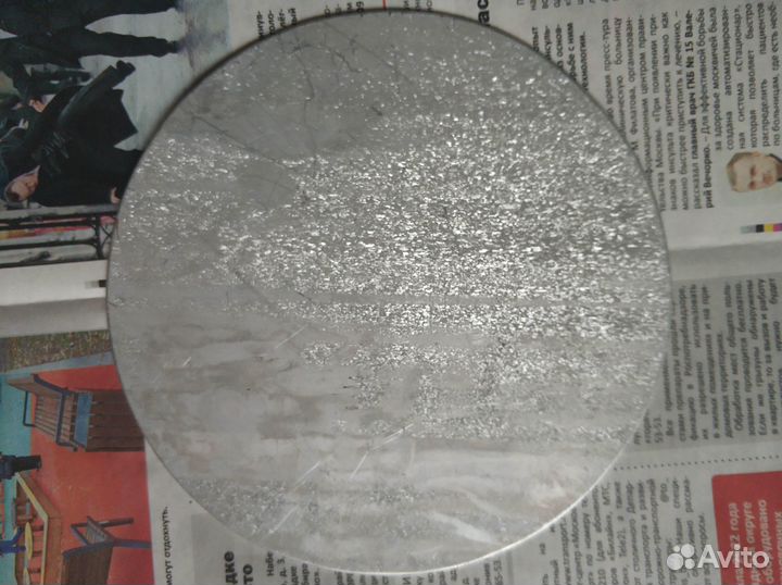 Картина парусник на металле