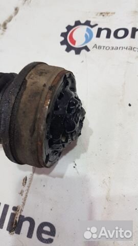 Привод правый Skoda Octavia A5 лифтбэк 1.4 BUD