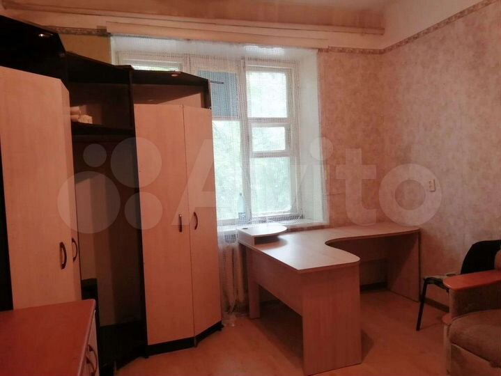 Комната 16 м² в > 9-к., 2/2 эт.