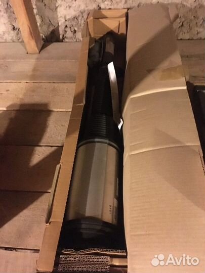 Пневмостойка в сборе,пневмо амортизатор,левый/прав