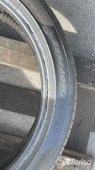 Pirelli P Zero 255/40 R21 102Y