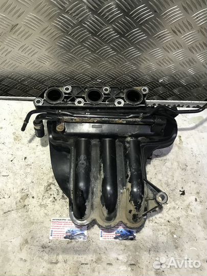 Коллектор впускной Шкода Фабия 2 Skoda Fаbia 2