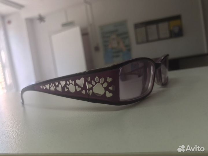 Очки.-7 диоптрий