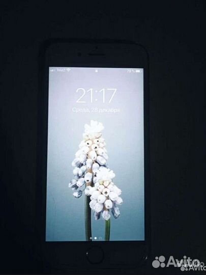 Телефон iPhone 6s