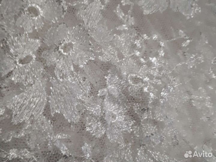 Гипюр белый