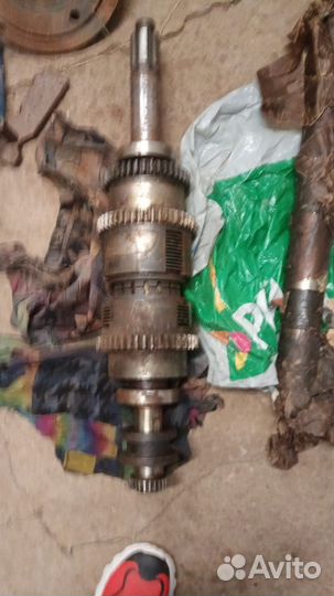 Фрикцион токарного станка, сверла, патроны,оправки