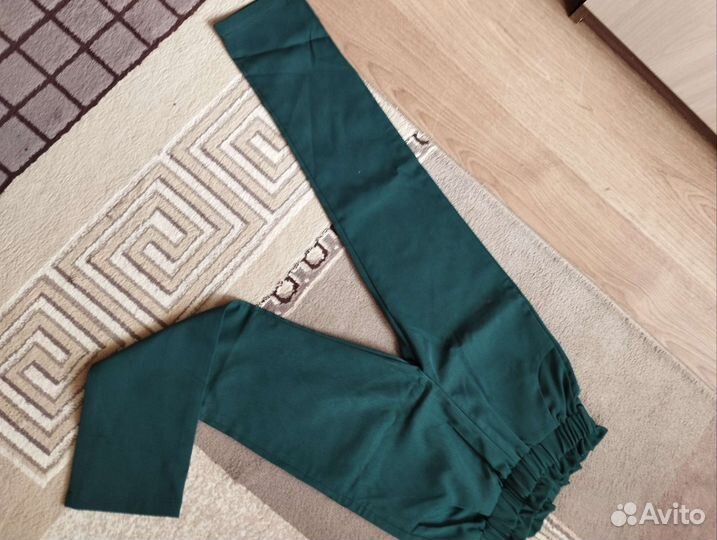 Брюки на девочку 128