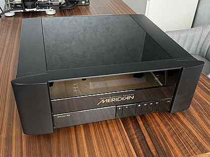 Референсный CD/DVD транспорт Meridian 800 v4