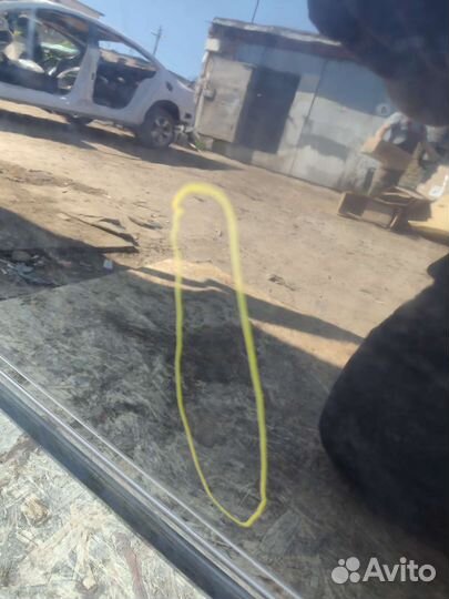 Правая дверь Skoda Octavia a5