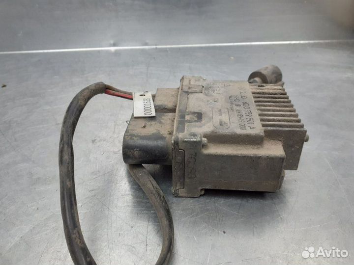 Блок управления вентилятором Volkswagen Passat