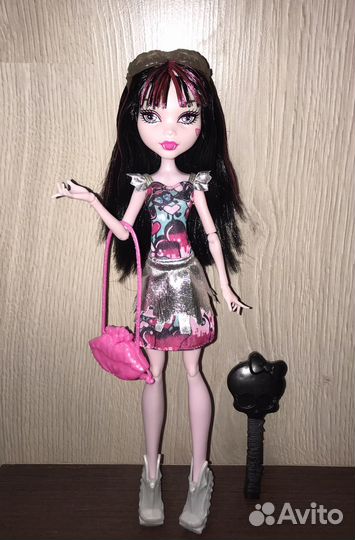 Кукла Монстер Хай Дракулаура Бу Йoрк