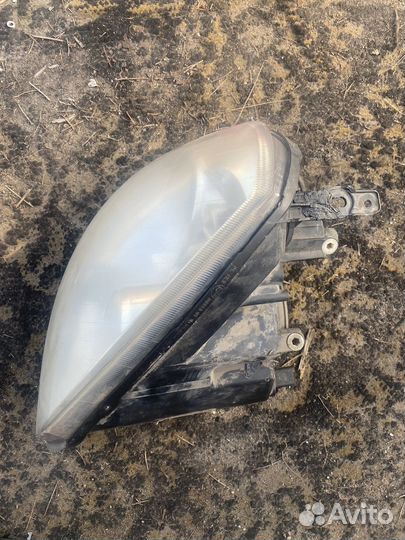 Фара левая priora