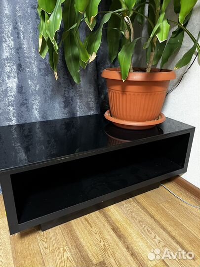 Тумба под телевизор