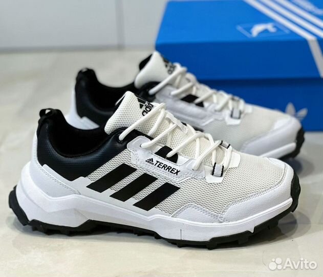 Кроссовки Оптом Adidas