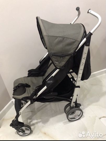 Прогулочная коляска chicco
