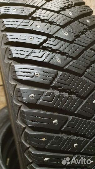 Goodyear UltraGrip Ice Arctic SUV 265/60 R18 114T