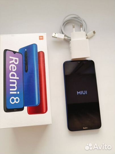 Xiaomi Redmi 8, 3/32 ГБ