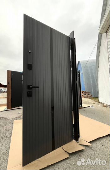 Дверь входная для квартиры серая мдф