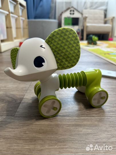 Каталка игрушка слоник tiny love