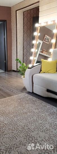 Зеркало напольное с подсветкой