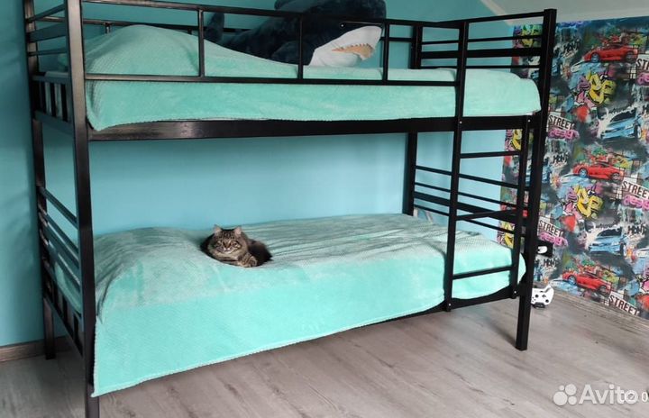 Мебель для дома и дачи и в квартиру. Кровати, стол