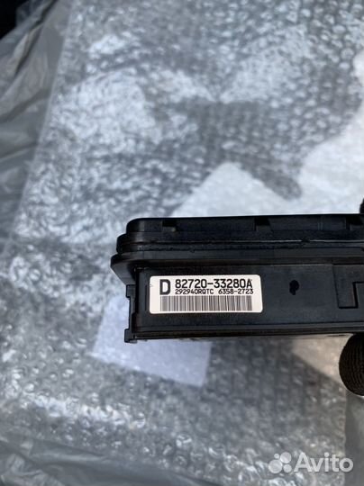 Блок реле Toyota camry 8272033280A