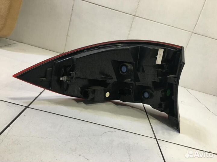 Фонарь задний наружный правый Porsche Cayenne 958