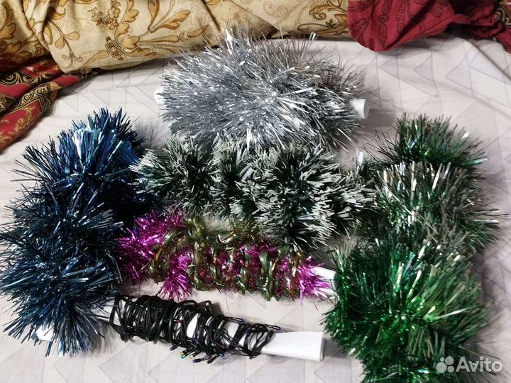 Гирлянда и мишура