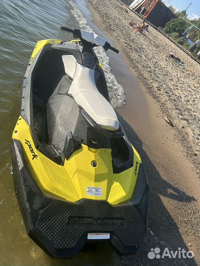 Продам гидроцикл BRP Sea-Doo spark 3UP IBR