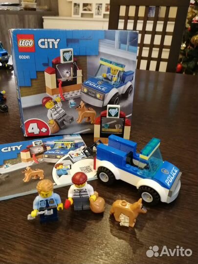Lego City 60241 полицейский отряд с собакой