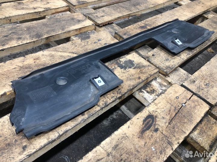 Воздухозаборник передний Bmw 6 E63 N62B48