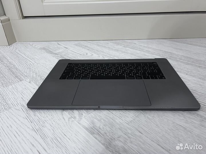 Топкейс Macbook Pro 15 A1708 1200+ циклов