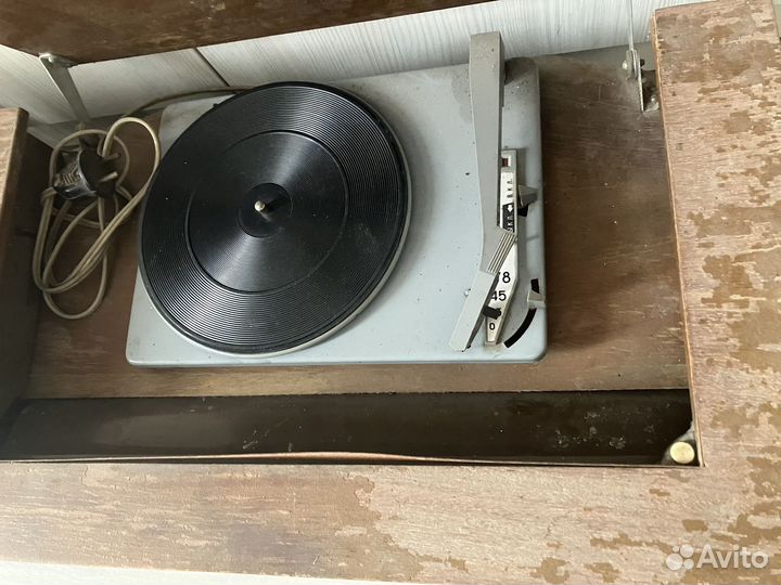 Радиола Контата 203