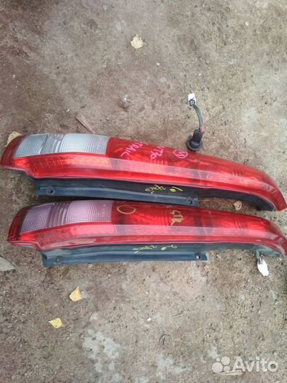 Стоп-сигнал Nissan X-Trail