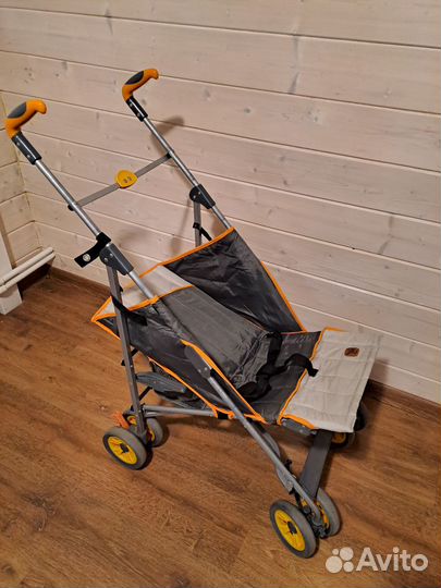Коляска-трость