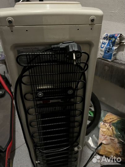 Куллер для воды напольный HotFrost