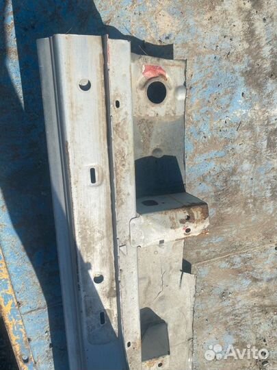 Левый порог со стойкой Toyota Corolla 120 хэтчбек