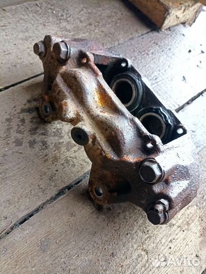 Передний супорт Toyota land cruiser prado 150