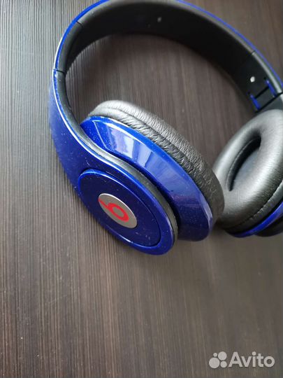 Проводные наушники