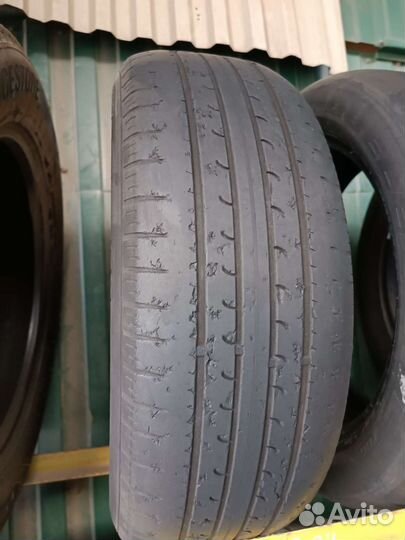Goodyear EfficientGrip SUV 4x4 215/60 R17 96H