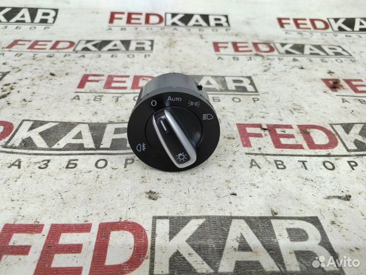 Переключатель света фар Volkswagen Passat B7 CDA