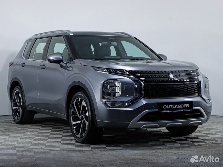 Mitsubishi Outlander 2.5 CVT, 2022