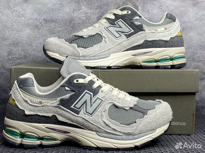 Кроссовки New Balance 2002r grey