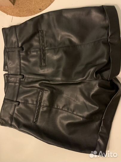 Кожаные шорты