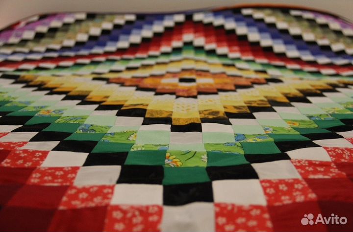 Лоскутное покрывало ручной работы