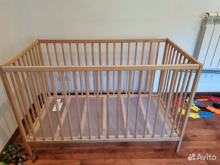 Детская кровать IKEA с матрасом